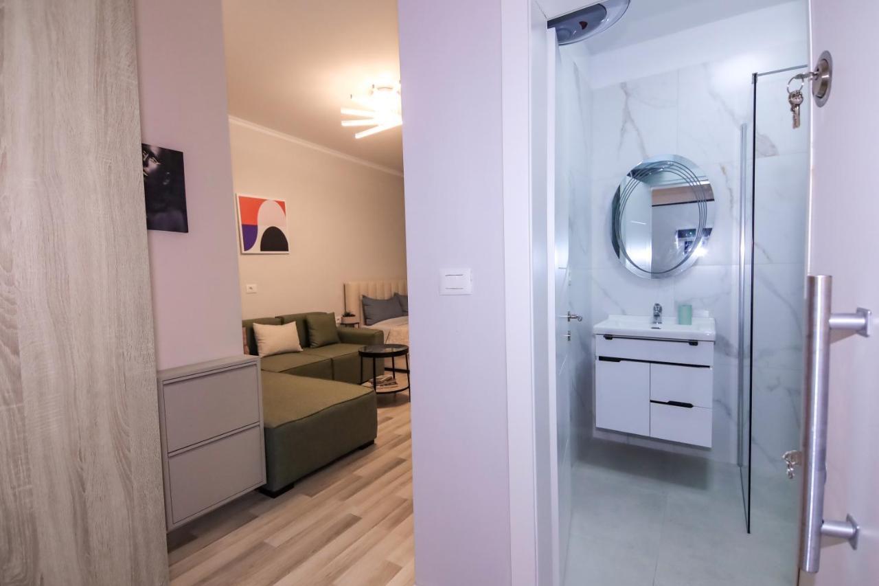 Nazari Apartment 2 Tirana Zewnętrze zdjęcie